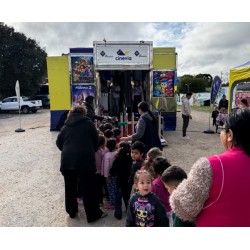 CINEMA ITINERANTE GRATUITO DA VIA ARAUCÁRIA CHEGA EM CAMPO LARGO